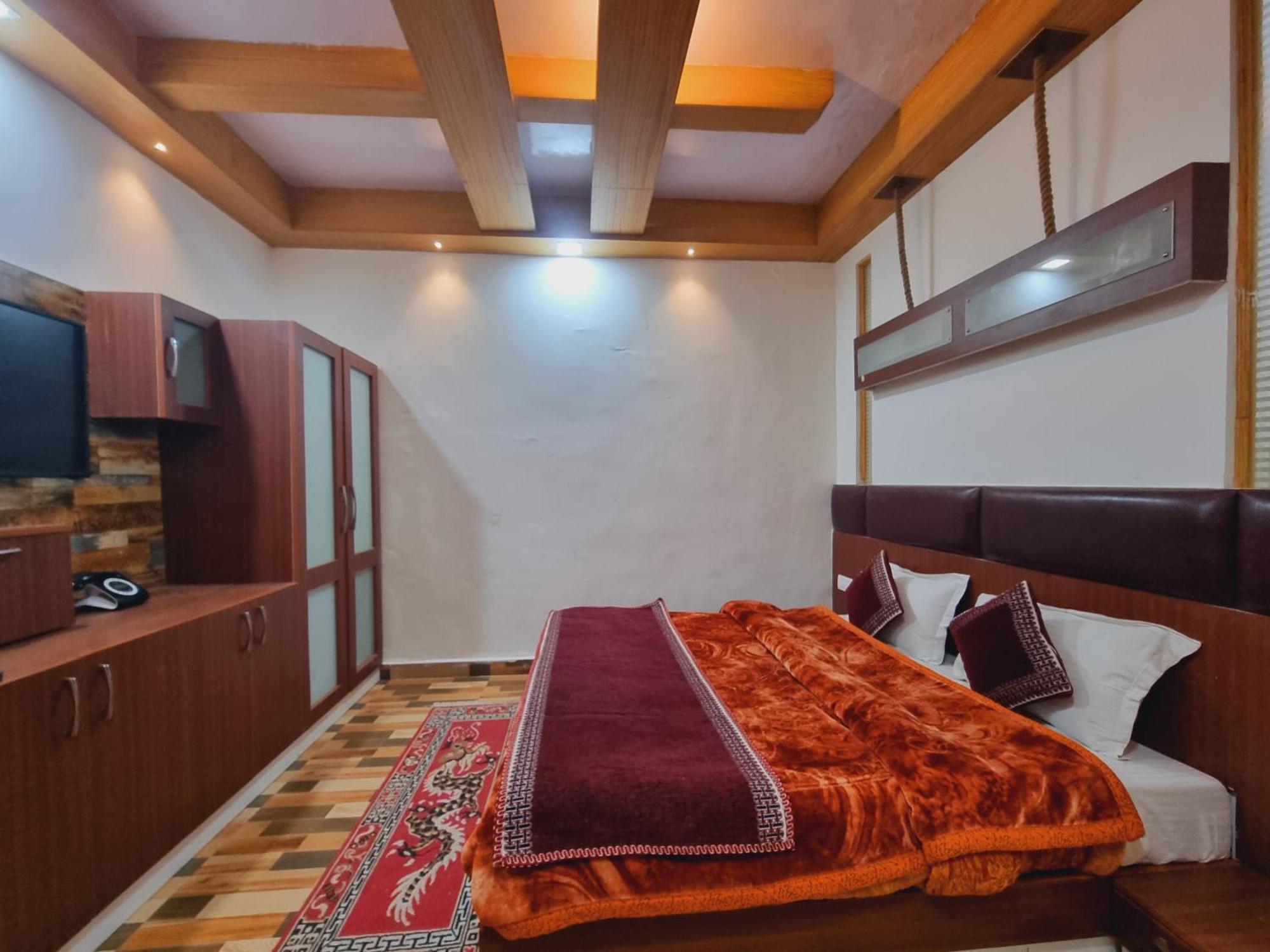 Wow Hotels Green View Dalhousie Exterior photo